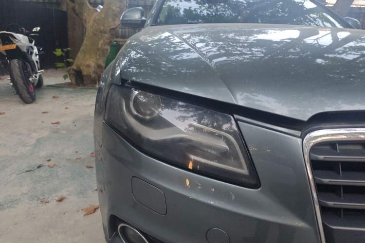 Used Audi A4L 2011 2.0 TFSI Standard Model Right Front Headlight