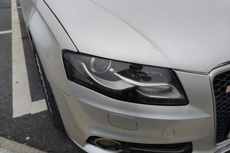 Used Audi A4L 2011 2.0 TFSI Comfort Model Right Front Headlight