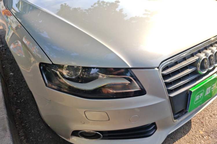 Used Audi A4L 2011 2.0 TFSI Comfort Model Right Front Headlight