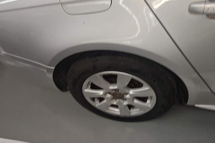 Used Audi A4L 2011 2.0 TFSI Standard Model Right Rear Wheel Hub