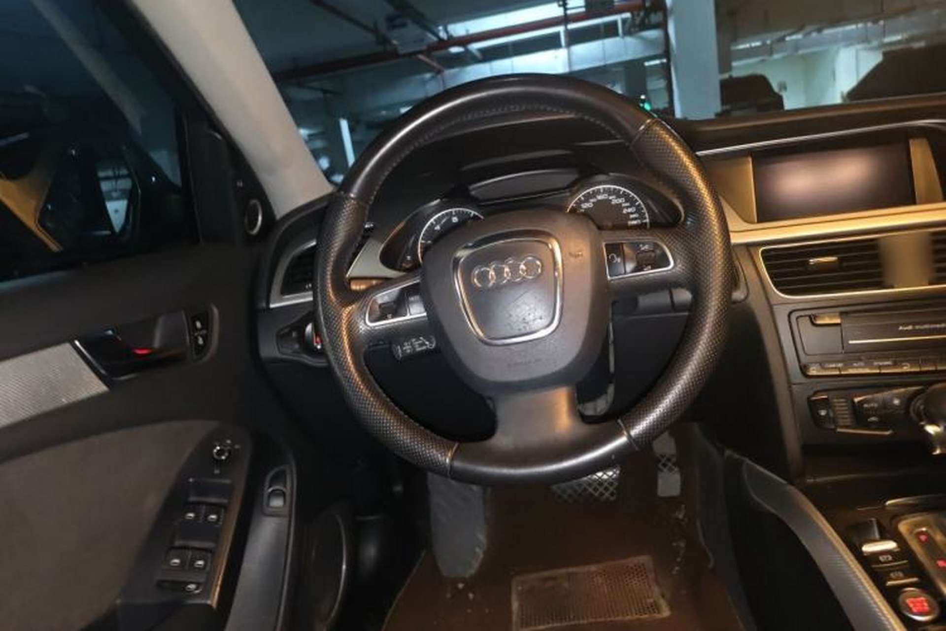 Used Audi A4L 2011 2.0 TFSI Sport Edition Steering Wheel
