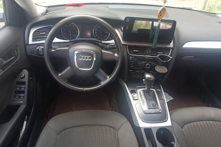 Used Audi A4L 2011 2.0 TFSI Standard Model Steering Wheel