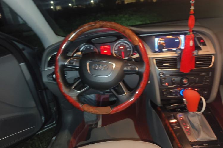 Used Audi A4L 2011 2.0 TFSI Standard Model Steering Wheel