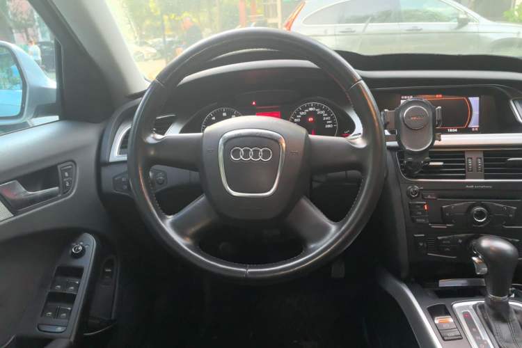 Used Audi A4L 2011 2.0 TFSI Standard Model Steering Wheel