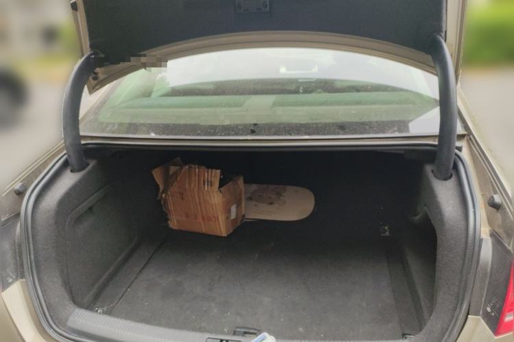 Used Audi A4L 2011 2.0 TFSI Standard Model Trunk