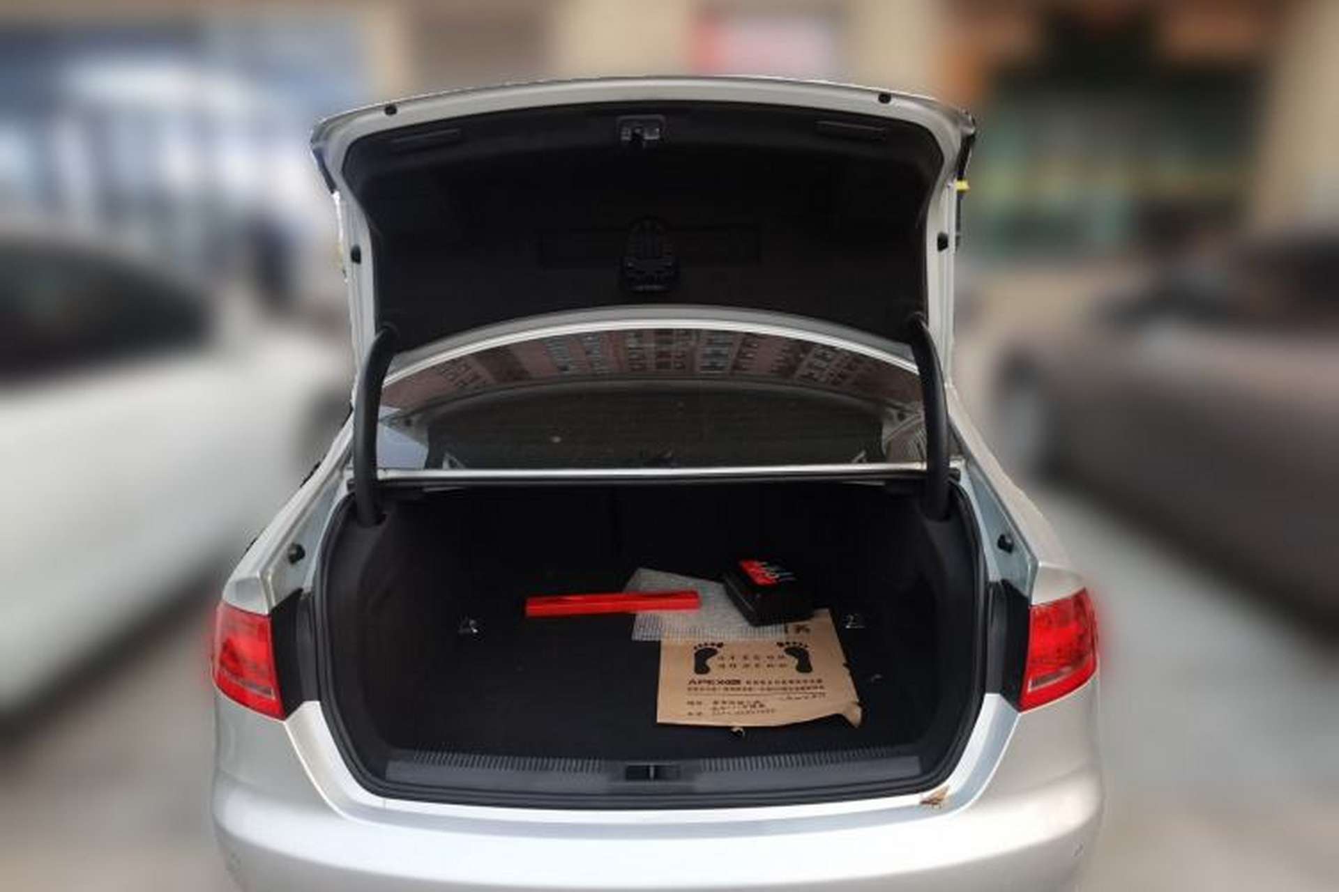 Used Audi A4L 2011 2.0 TFSI Comfort Model Trunk