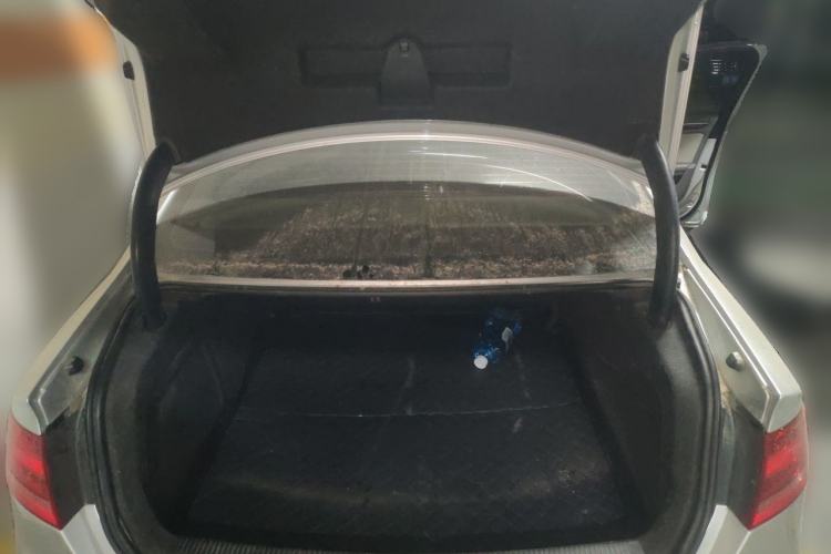 Used Audi A4L 2011 2.0 TFSI Luxury Model Trunk