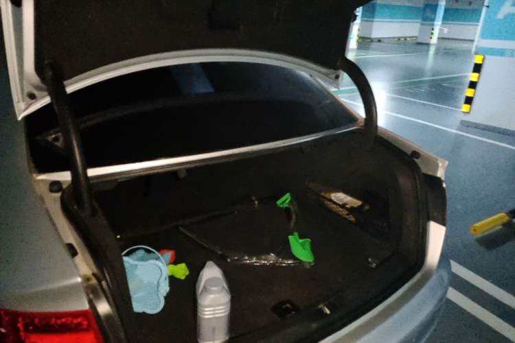 Used Audi A4L 2011 2.0 TFSI Sport Edition Trunk