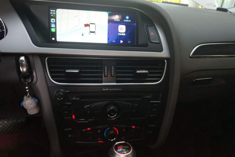Used Audi A4L 2011 2.0 TFSI Standard Model Audio And AC Panel