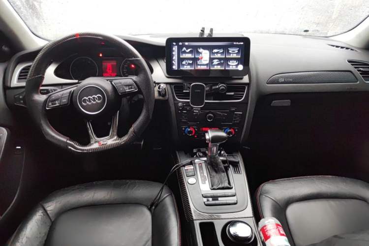 Used Audi A4L 2011 2.0 TFSI Standard Model Center Console