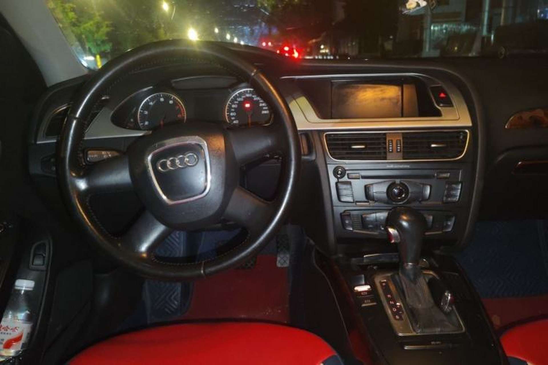 Used Audi A4L 2011 2.0 TFSI Comfort Model Center Console