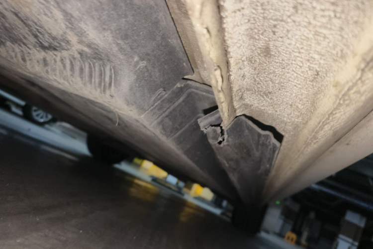 Used Audi A4L 2011 2.0 TFSI Comfort Model Chassis Front Left