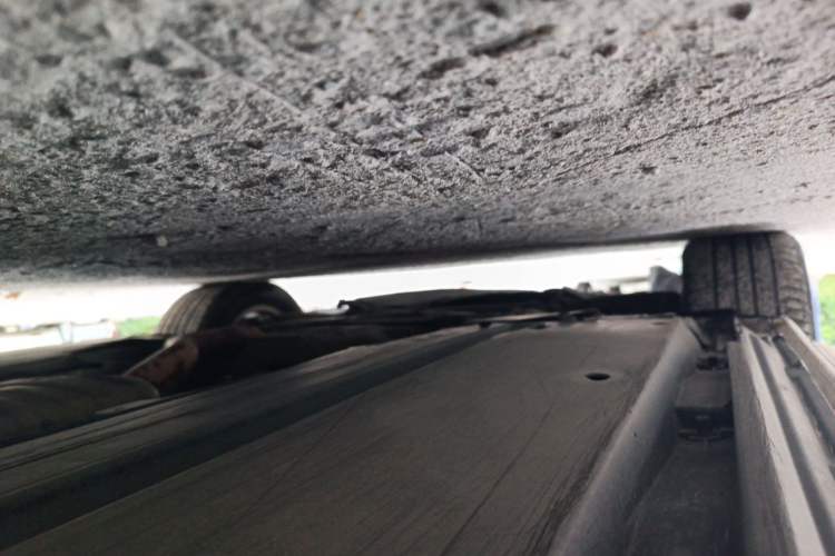 Used Audi A4L 2011 2.0 TFSI Standard Model Chassis Front Left