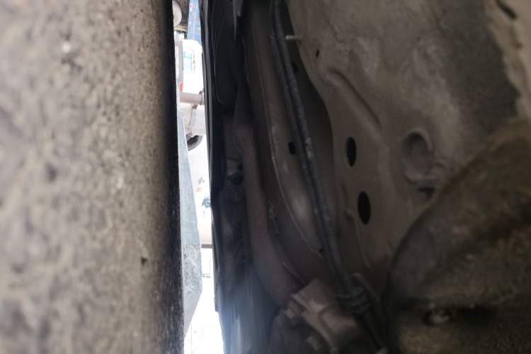Used Audi A4L 2011 2.0 TFSI Comfort Model Chassis Front Right