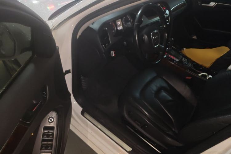 Used Audi A4L 2011 2.0 TFSI Technology Edition Driver Seat