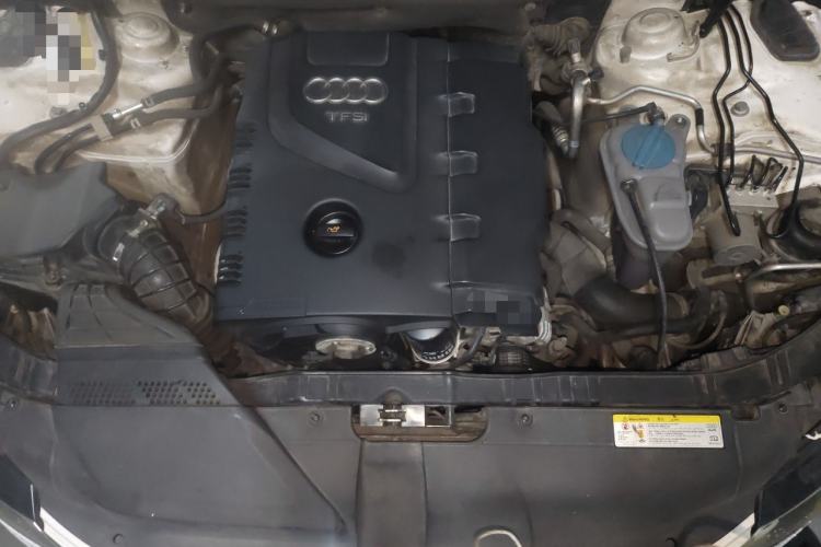 Used Audi A4L 2011 2.0 TFSI Technology Edition Engine Bay