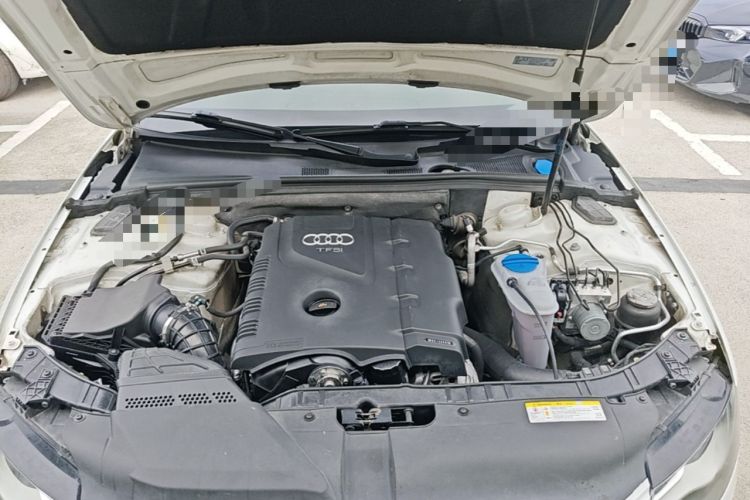 Used Audi A4L 2011 2.0 TFSI Comfort Model Engine Bay