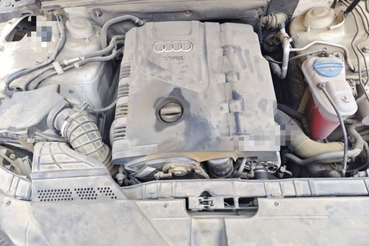 Used Audi A4L 2011 2.0 TFSI Comfort Model Engine Bay