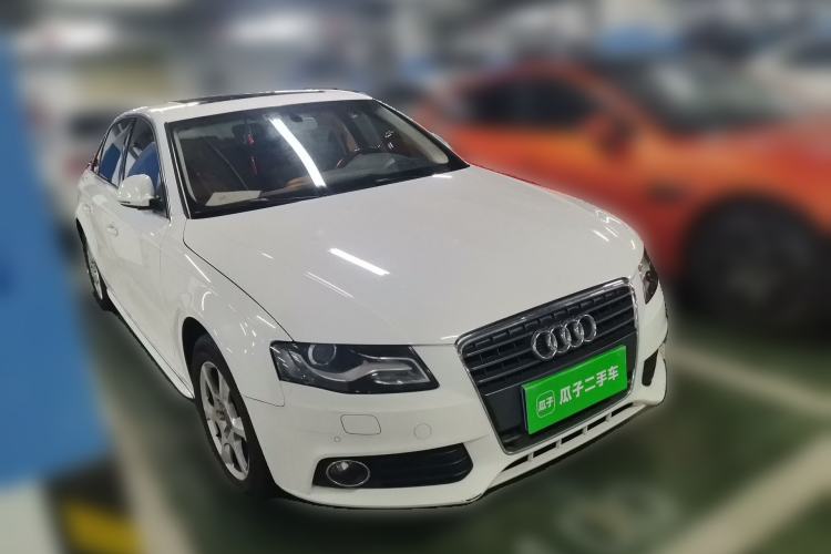 Used Audi A4L 2011 2.0 TFSI Technology Edition Front Right 45 Deg
