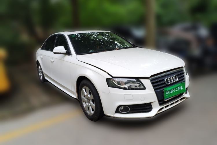 Used Audi A4L 2011 2.0 TFSI Comfort Model Front Right 45 Deg