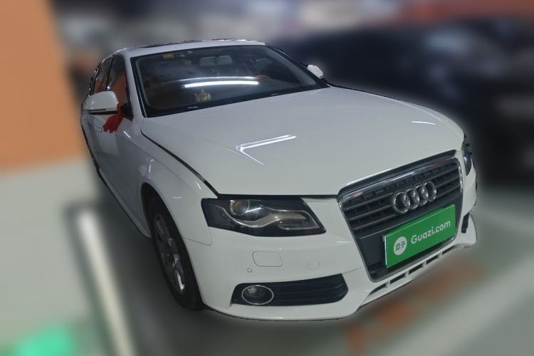 Used Audi A4L 2011 2.0 TFSI Comfort Model Front Right 45 Deg