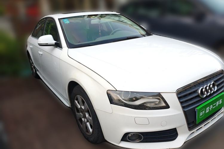 Used Audi A4L 2011 2.0 TFSI Comfort Model Front Right 45 Deg