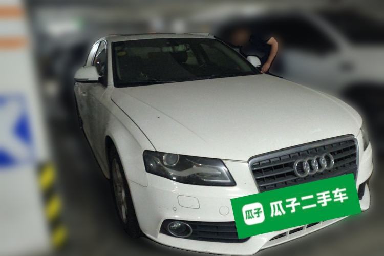 Used Audi A4L 2011 2.0 TFSI Technology Edition Front Right 45 Deg