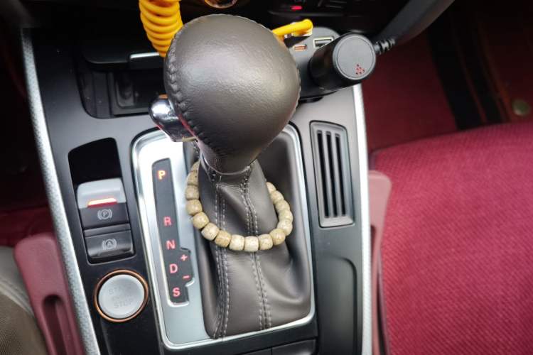 Used Audi A4L 2011 2.0 TFSI Comfort Model Gear Lever