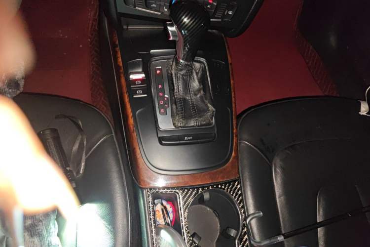 Used Audi A4L 2011 2.0 TFSI Comfort Model Gear Lever