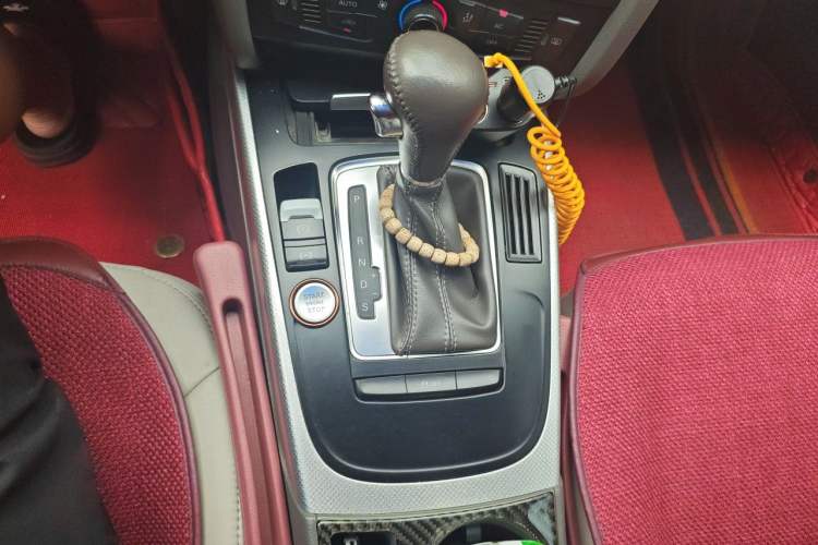 Used Audi A4L 2011 2.0 TFSI Standard Model Gear Lever