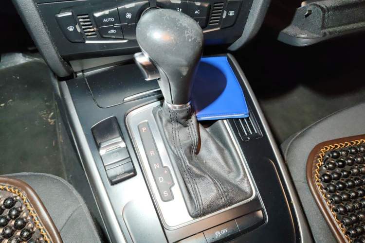 Used Audi A4L 2011 1.8 TFSI Comfort Model Gear Lever