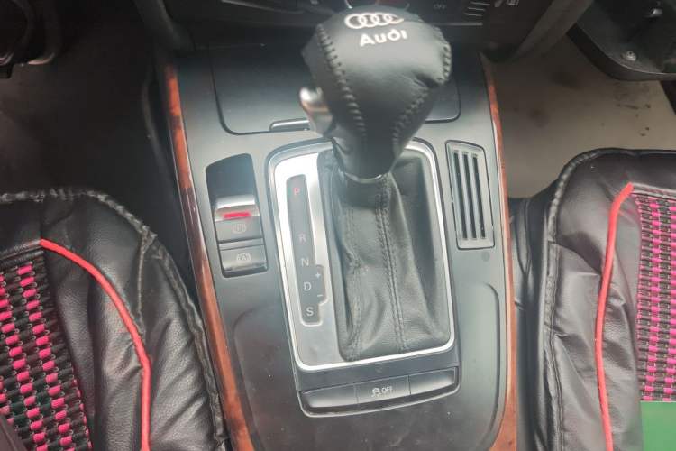 Used Audi A4L 2011 2.0 TFSI Comfort Model Gear Lever