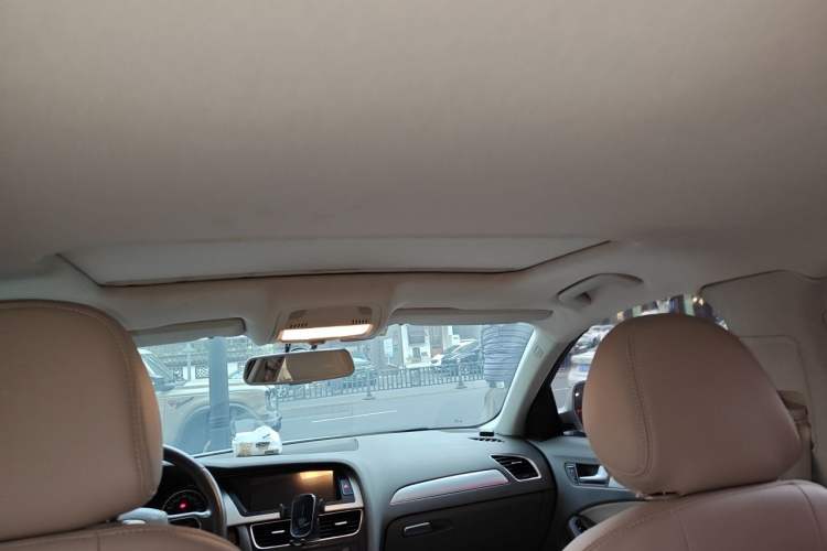 Used Audi A4L 2011 2.0 TFSI Standard Model Headliner