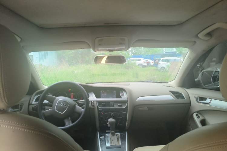 Used Audi A4L 2011 2.0 TFSI Standard Model Headliner