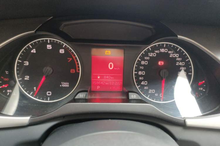 Used Audi A4L 2011 2.0 TFSI Standard Model Instrument Cluster