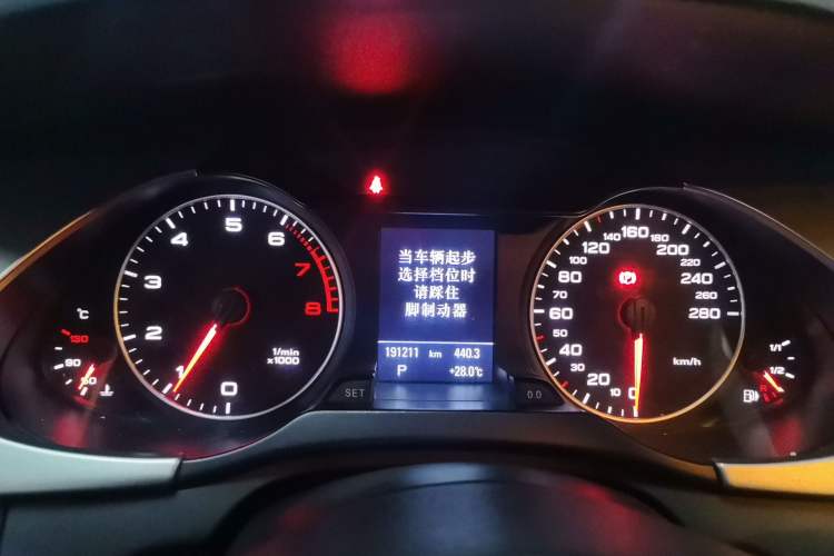 Used Audi A4L 2011 2.0 TFSI Technology Edition Instrument Cluster