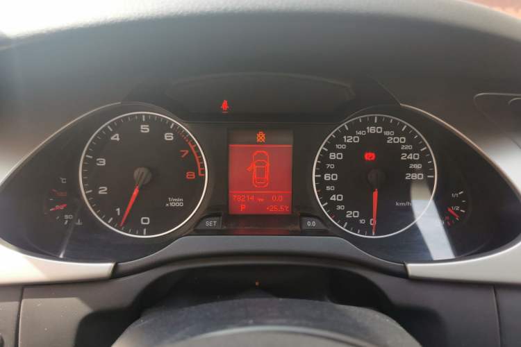 Used Audi A4L 2011 1.8 TFSI Comfort Model Instrument Cluster