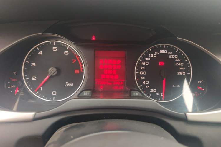 Used Audi A4L 2011 2.0 TFSI Comfort Model Instrument Cluster