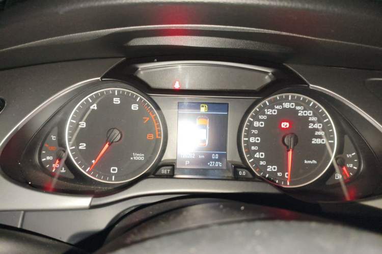 Used Audi A4L 2011 2.0 TFSI Technology Edition Instrument Cluster