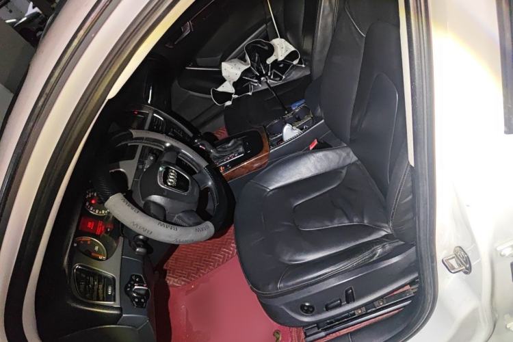 Used Audi A4L 2011 2.0 TFSI Comfort Model Left Front Seat