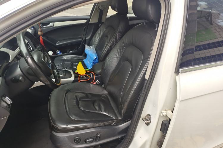 Used Audi A4L 2011 2.0 TFSI Standard Model Left Front Seat