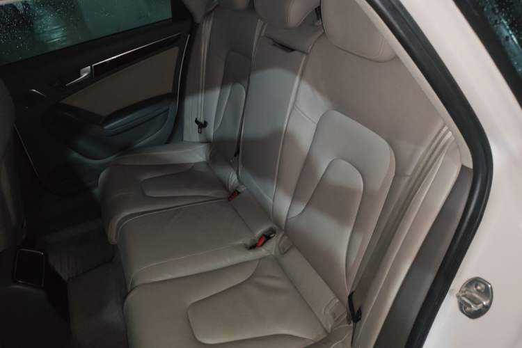 Used Audi A4L 2011 2.0 TFSI Comfort Model Left Rear Seat