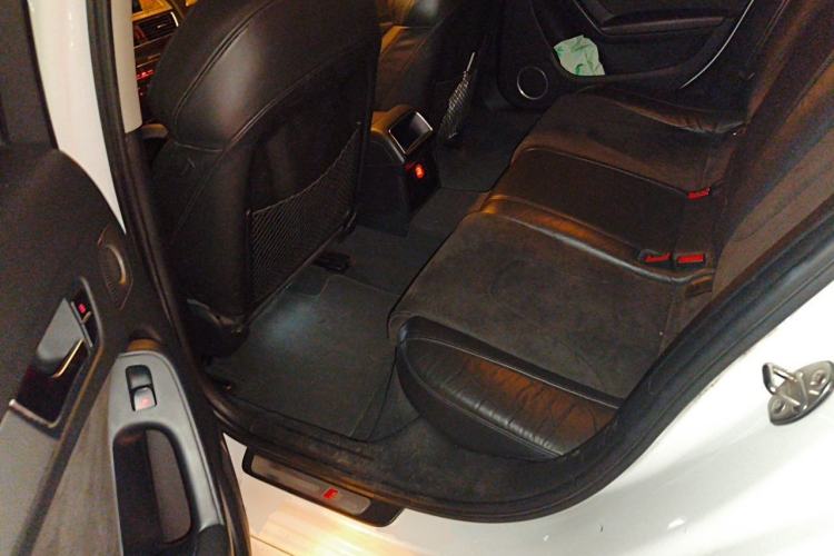 Used Audi A4L 2011 2.0 TFSI Sport Edition Left Rear Seat