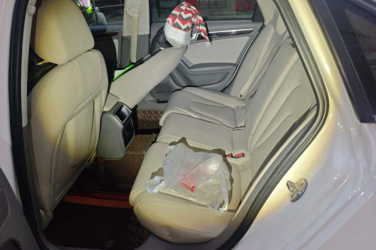 Used Audi A4L 2011 2.0 TFSI Comfort Model Left Rear Seat