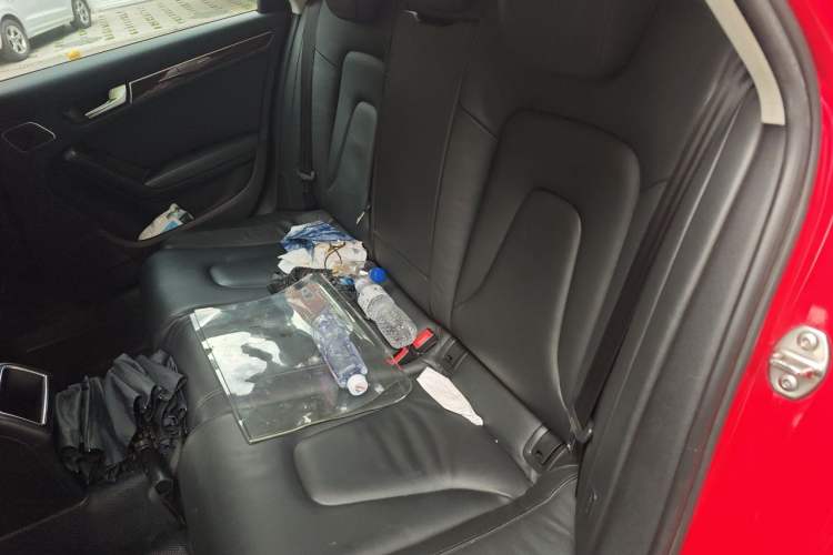 Used Audi A4L 2011 2.0 TFSI Standard Model Left Rear Seat