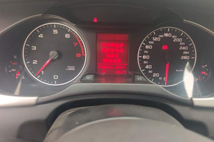 Used Audi A4L 2011 2.0 TFSI Comfort Model Odometer Close Up