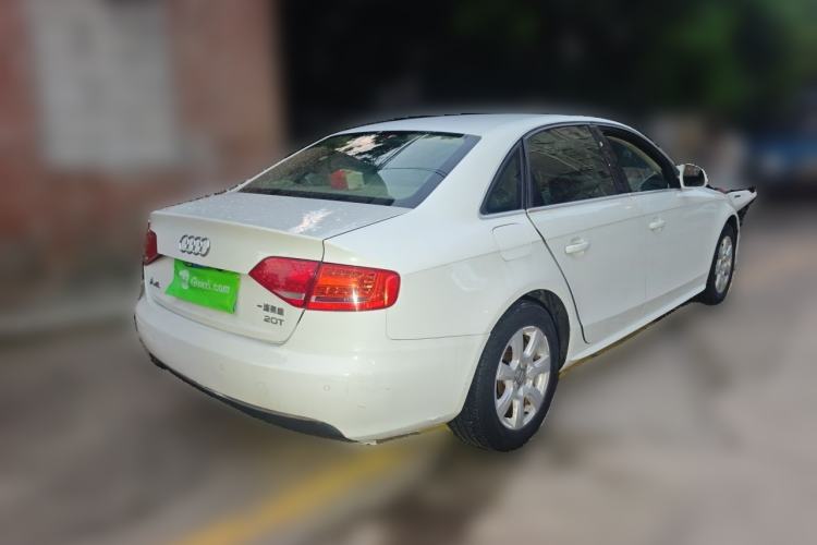 Used Audi A4L 2011 2.0 TFSI Comfort Model Rear Right 45 Deg