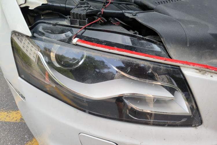 Used Audi A4L 2011 2.0 TFSI Standard Model Right Front Headlight