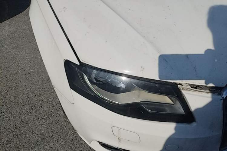 Used Audi A4L 2011 2.0 TFSI Comfort Model Right Front Headlight