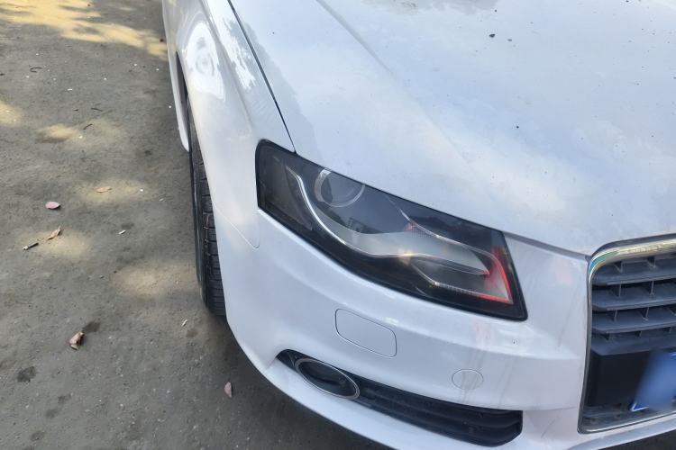 Used Audi A4L 2011 2.0 TFSI Comfort Model Right Front Headlight